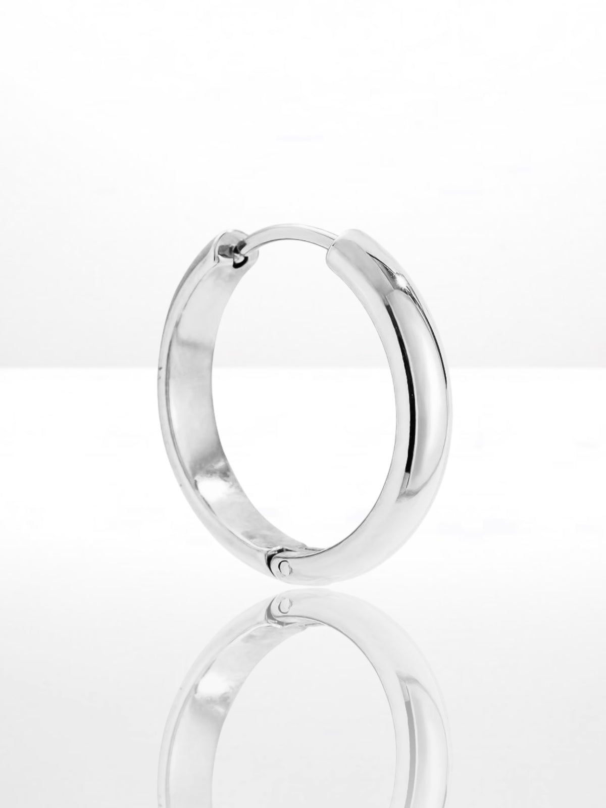 Simple Mid Thicker Hoop náušnica